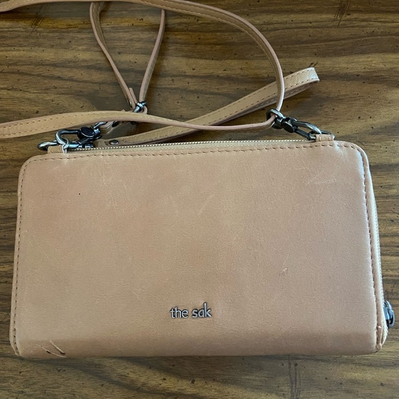 The Sak Sequoia Smartphone Flap Crossbody Women Beige Leather Bag - Picture 5 of 12